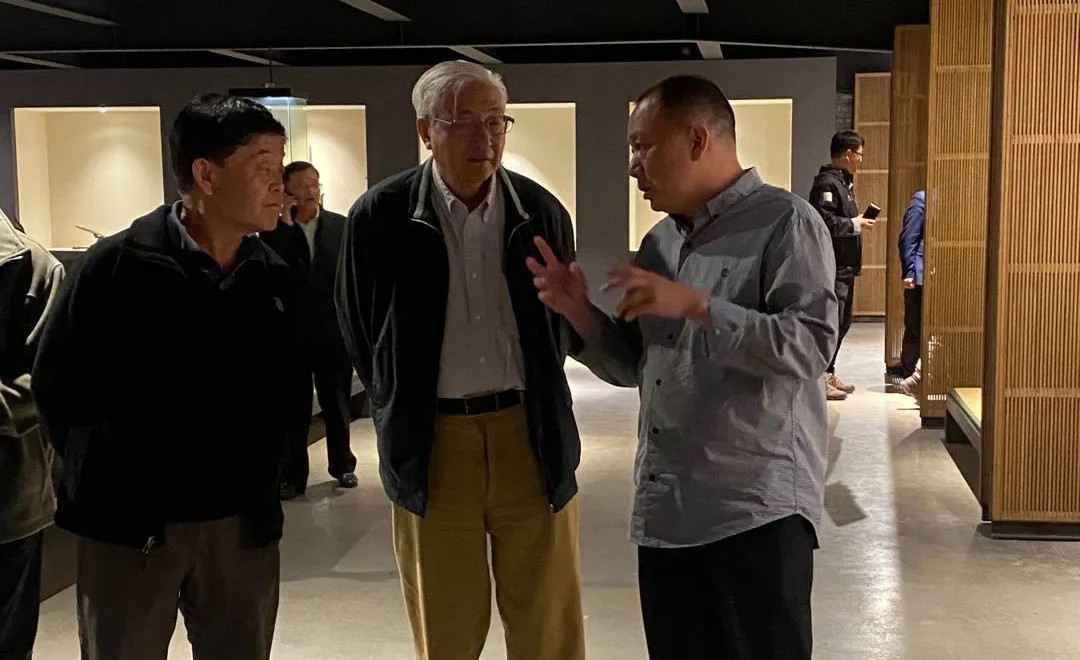 歡迎！北大最受歡迎校長參觀龍泉寶劍廠！